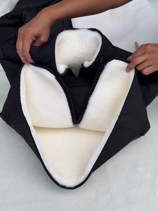 百分百羊毛一体棉服 百分百羊毛一体棉服,加厚羊毛保暖特别好,舒适抗寒冬天必备。 #百分百纯羊毛 #保证质量稳定信誉第一 #羊毛皮毛一体