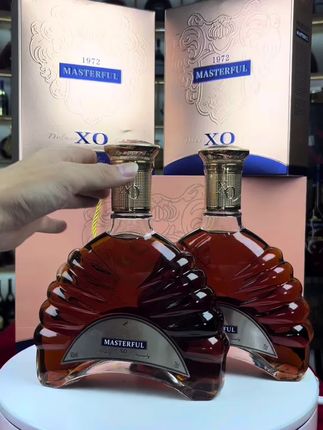 什么?拱桥两位数自己炸了 #拱桥 #洋酒 #XO白兰地 #送人送礼 #请客吃饭