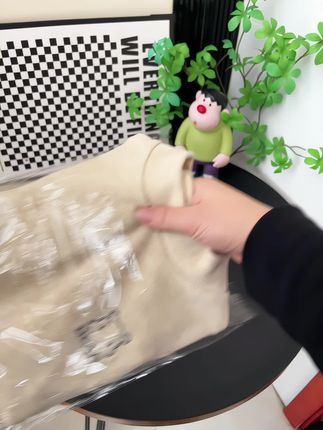 妈妈们要的百搭打底衫来了,绵羊绒上身暖和又舒服,它是真的很好穿#百搭打底衫 #儿童打底衫 #面料柔软舒适 #母婴好物 #保暖又好看