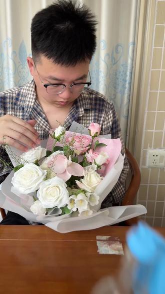 厉害了 #我的花园世界#这就是养花人梦中的花花世界 #玩游戏送真花 @我的花园世界小游戏