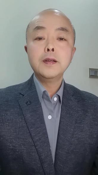 走出人生低谷的人们—牟其中