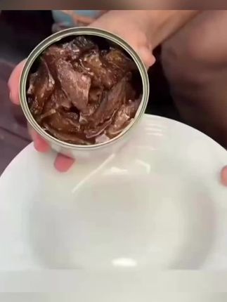 妈剥皮鱼罐头 红烧味 170克 电白特产打开