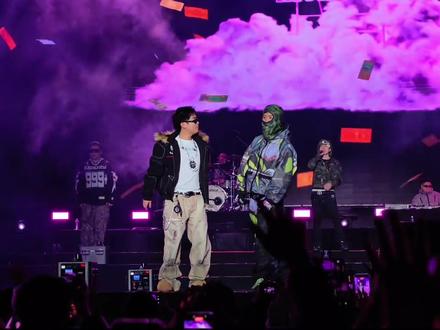 嘿嘿 数钱吧女孩没日没夜
#五人组 #连麻swimming #jinjibewater_隼