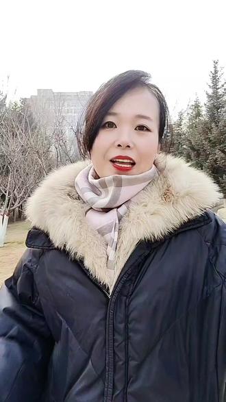 别再纠结选哪条路了,走着走着答案就有了,路是走出来的,不是选出来的,不知道向左还是向右时,选哪条路都是对的,敢踏出第一步,你就已经赢了!#真实生活分享计划 #上热搜 #创作者扶持计划 #每日分享 #正能量