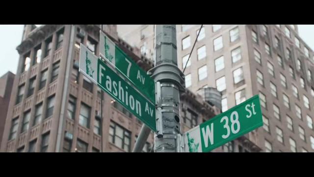 天桥骄子/天桥风云 Project Runway 21季 第四集 第三段
走秀+点评 欢乐配音字幕版
#强烈推荐 #美剧 #综艺 #服装设计 #追剧
这一集太抓马!
但是首先,撒花恭喜宇晨!冠军实至名归!