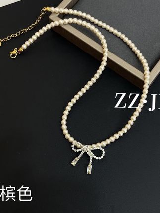 钛钢仿珍珠项链香槟色项链精致简约法式#饰品就要blingbling #时尚饰品 #店内实拍视频 #珍珠项链推荐