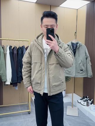 连帽款棉服外套!#夹克外套男 #秋冬穿搭 #连帽外套 #棉服也能穿出时尚感 #连帽棉服