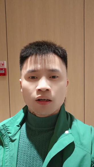 大家猜一下伴娘都有谁打在评论区#霆霖 #风少爷 #棉花糖