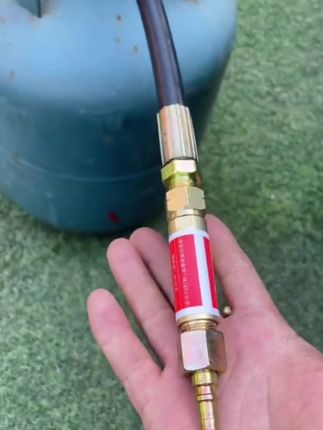 #气割 #废钢 #煤气直流管 #实用工具 #切割