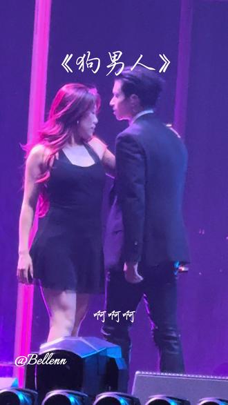 **她说我是那种垃圾 垃圾**@李大奔BENZO @李大奔BENZO工作室 @
#李大奔 #李大奔杭州演唱会 #狗男人 #daddy #花花公子