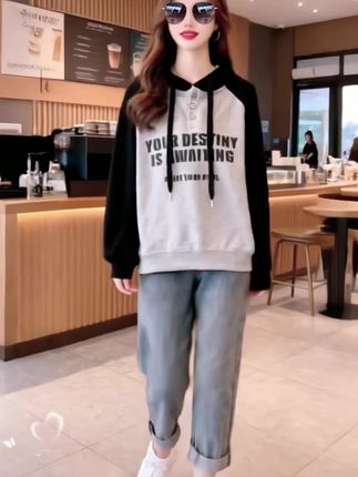 #卫衣穿搭 #小个子穿搭 #休闲减龄穿搭 #春秋穿搭 #显瘦穿搭