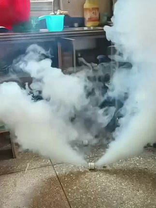蟑螂越多,效果越好的杀虫剂就是它!药效光谱,可以快速消灭100多种害虫。2~3个小时就能还您洁净空间。#蟑螂药#除蟑螂#灭跳蚤#杀蚊蝇#蜘蛛