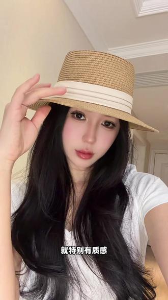 一顶搞定所有穿搭 #帽子 #草帽 #帽子控小姐姐 #帽子一戴谁都不爱