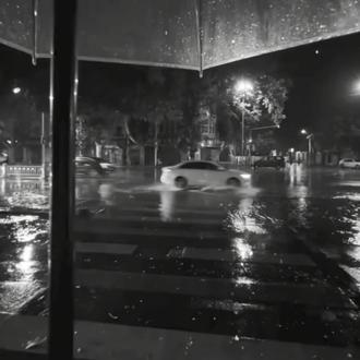 “我宁愿当一个被他们簇拥的怪物 我也不想一个人了”
#我在惊悚游戏里封神 #壶鱼辣椒