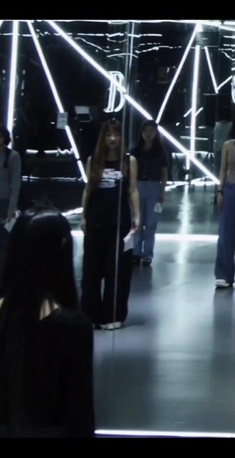 一个不该笑的告发私通 严肃点!#祺贵人瓜尔佳氏 #私通舞 #告发熹贵妃 #大婷婷超搞笑