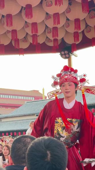 #本宫此次出宫 #汉服活动 哥说,不让他说话咧