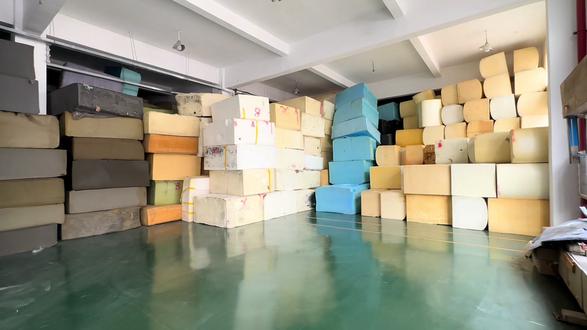 今日立春,也是年前最后一天出货!感谢这一年当中合作的新老客户!祝各位老板马到成功!马年大吉大利!