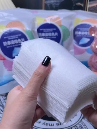 吸色片这东西可真的不是智商税,有了它省水又省时间,混洗衣服再也不怕串色了,回购无数次,真的好用