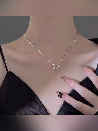 #锁骨链 925纯银爱心项链女款2025新款爆款轻奢小众设计锁骨链蛇骨ins颈链#爱心项链 #项链吊坠 #颈链推荐 #时尚饰品