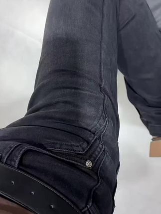 #面料柔软舒适的 #裤子穿搭 #微喇牛仔裤#舒适百搭 #百搭神裤