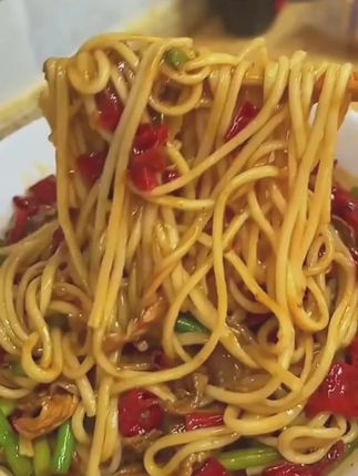 疆域庭州新疆直发2斤-5斤拉条子面条拌面炒面新疆拉条子挂面#挂面#挂面推荐#挂面面条