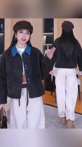 今年真的好流行这种拼接外套,而且他是真的好暖和,里面全部都是羊羔毛的。#强烈推荐 #外套 #谁穿谁好看 #复古 #外套