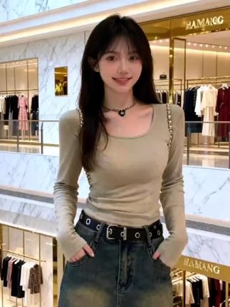 #新款修身短款上衣#女神穿搭 #辣妹穿搭 #气质范 #好身材好气质