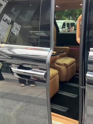 #岚图梦想家phev#岚图梦想家扶手保护盖 #岚图梦想家二排座椅扶手保护盖 #岚图梦想家中排座椅扶手保护盖 #中排座椅扶手保护盖