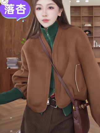 如果你冬天需要的话一定要现在来买!柜柜款,贼有设计的一款外套!BOXUE‘’落杏‘’2025秋季进口羊绒拼绵羊皮革轻奢 外套#时尚穿搭时尚穿搭时尚 #强烈推荐 #减龄气质 #早秋穿搭 #外套