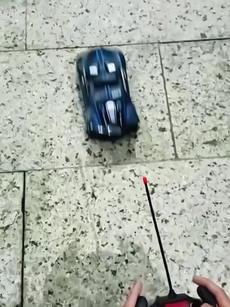 这个价就能给儿子入手到一辆漂移遥控赛车,真的太值了,而且外观设备高大尚,质量挺不错,耐玩耐摔,哪个小朋友能不喜欢#遥控赛车 #漂移遥控车 #玩具车#儿童玩具 #我要上热门