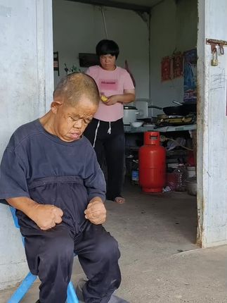今天大伯又生气了