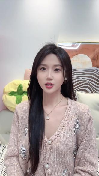 我终于找到一个很好玩的续火花#多闪app #小火人AI聊天 #多闪