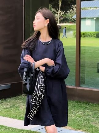 #简约高级#穿出高级感 #显瘦连衣裙#显高显瘦显腿长 #韩系穿搭 @DOU+上热门