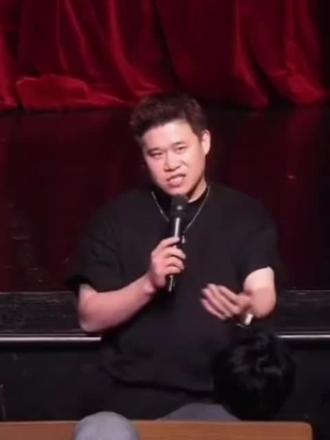 对你影响最大的事情是
#歌曲囚笼里 #二狗 #二狗脱口秀 #中式教育