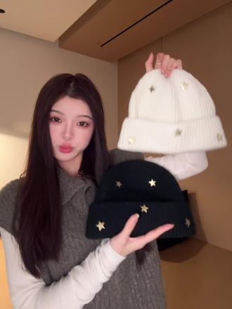 超显瘦!显头小又显脸小的星星针织帽! #韩系穿搭 #星星帽子 #帽子 #帽子控看过来 #针织帽