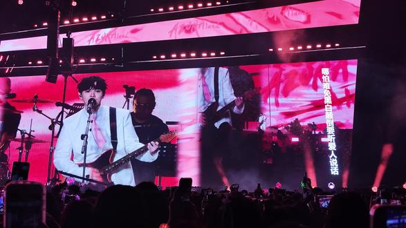 2017.12.20 认识
2025.12.20 见面
#ninepercent #尤长靖 #小鬼 #小鬼王琳凯 #汽水音乐节