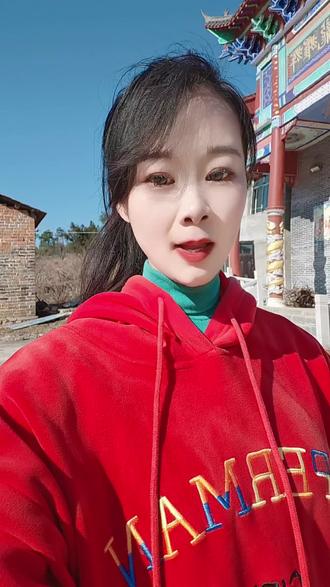 一凿一琢,皆是心血。这些石块,是师傅们双手的印记,愿它们都能被珍惜,而非被遗忘在角落。#用抖音记录人生 #一般人不知道是什么