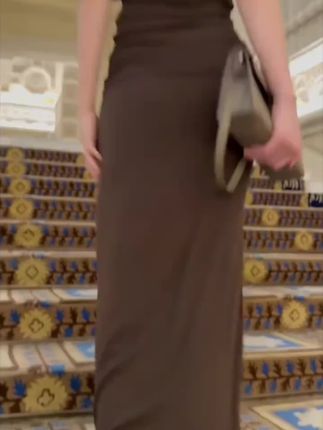 夏季高级感露肩小众设计短袖上衣+垂感长款显瘦半身裙时尚两件套#无限回购的宝藏单品 #时尚穿搭#简约大气#气质穿搭#谁穿谁好看系列