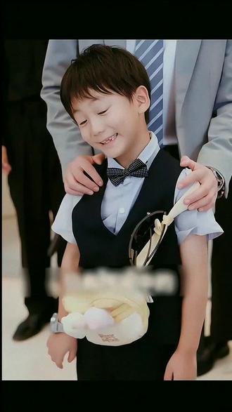 热门短剧推荐《萌宝发明家谁还打工呀》#我在抖音追剧 #我要上热们 #因为一个片段看了整部剧 #每天更新感谢观看 #热播剧