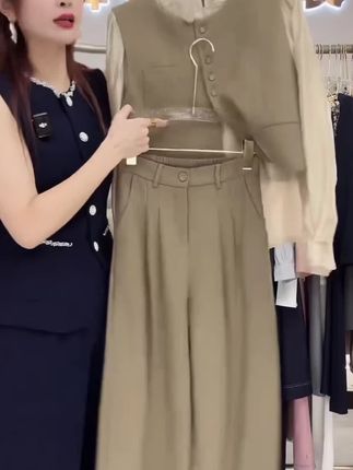 〈纪朵研〉1283高级感显瘦气质打底衫休闲马甲直筒长裤套装早春新款#高级感穿搭 #今日穿搭 #显高显瘦 #穿搭女装