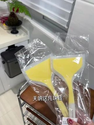 #好物推荐🔥 烙饼硅胶铲子加厚耐高温硅胶铲专用不伤锅厨房烘焙刮刀炒菜锅铲#厨房必备 #美食制作 #教你做美食 #美食