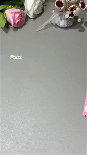 爆改娜塔莎刮画贴纸本,这也太可爱了吧,呆萌可爱,炫酷十足,谁家小可爱还没有#娜塔莎 #刮画贴纸本 #爆改娜塔莎 #换装贴纸本