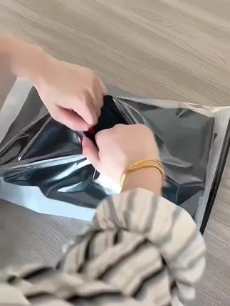 #张予曦毕雯珺你俩不要玩火 #张予曦毕雯珺真拍了红裙抱 #深情眼 #张予曦 #毕雯珺.