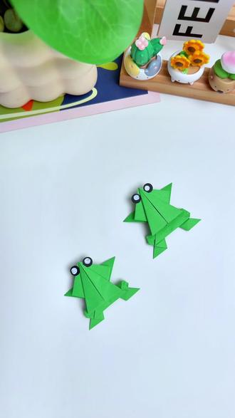 超简单小青蛙🐸折法,和小朋友一起来试试吧#折纸#折纸青蛙#折纸教程#亲子手工 #幼儿园手工