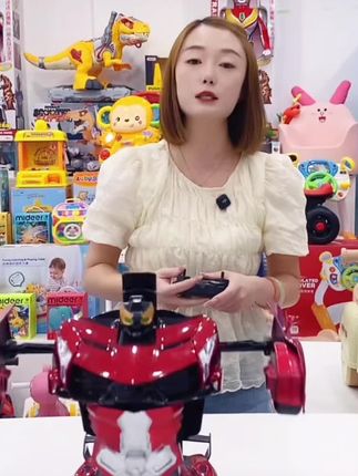 #一键变形遥控车 #哄娃神器 #漂移特技车 #遥控跑车#变形金刚