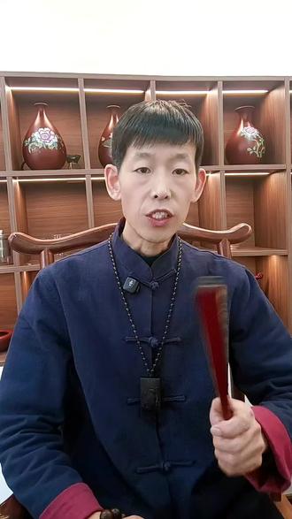 年关烧纸寄思念,平安规矩要守全
#国学文化 #民间习俗 #易学智慧# 智慧人生#