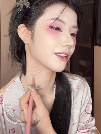 一笔成型的卧蚕你见过吗?简直不要太牛了!! #卧蚕 #卧蚕笔 #卧蚕教程