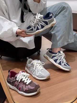 透气休闲运动鞋#好物推荐🔥 #气质穿搭 #情感共鸣 #情感#穿搭