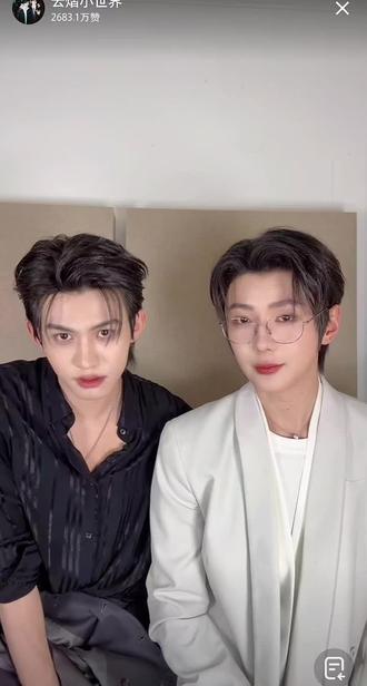 高嘉辉问出“拆拆拆”什么意思的时候,明显声音有些哽咽了,普普一开始没有正面回答,他就一直盯着他哥,就是一定要一个答案的架势。#帅爆了
最后🤐,不会拆的!#真诚 #勇敢
你们一定会越来越好的٩(•̤̀ᵕ•̤́๑)ᵒᵏᵎᵎᵎᵎ