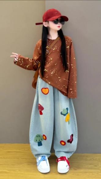 女童2026新款春秋季韩版时尚百搭烧花长袖上衣阔腿牛仔裤套装潮酷#新年穿搭 #萌娃穿搭 #生女儿就这样穿 #保暖又好看 #一套过冬